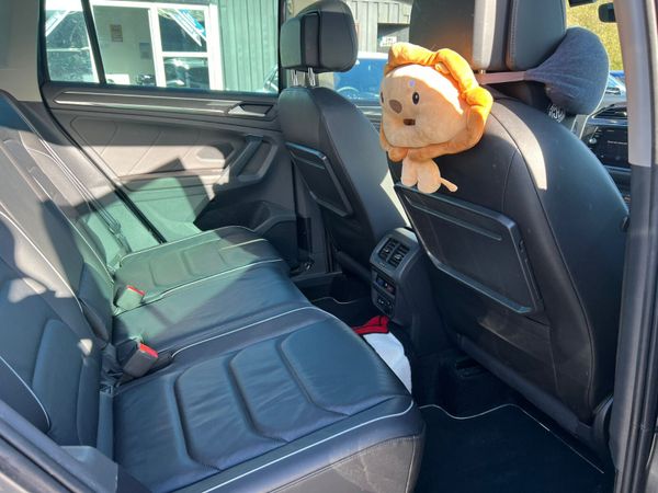 201 Volkswagen Tiguan R-line Leather Seats 372994050
