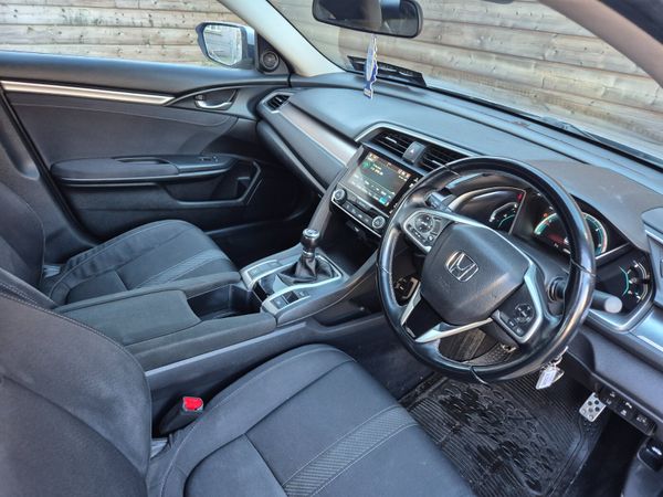 Honda Civic 2019 372994179