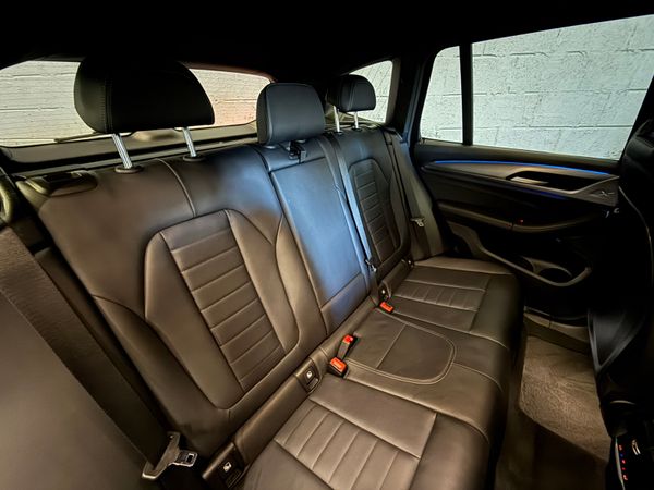 212 BMW X3 X-Drive 30E M-Sport 372994462