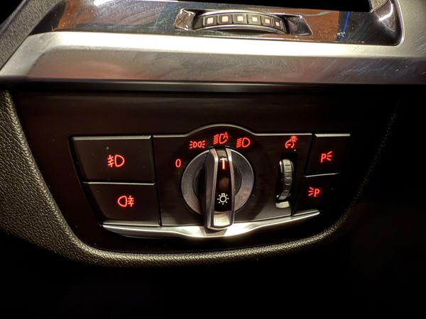 212 BMW X3 X-Drive 30E M-Sport 372994479