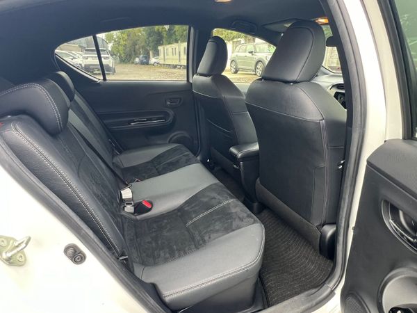 19 TOYOTA AQUA GR SPORT 372996234