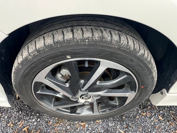 19 TOYOTA AQUA GR SPORT 372996231