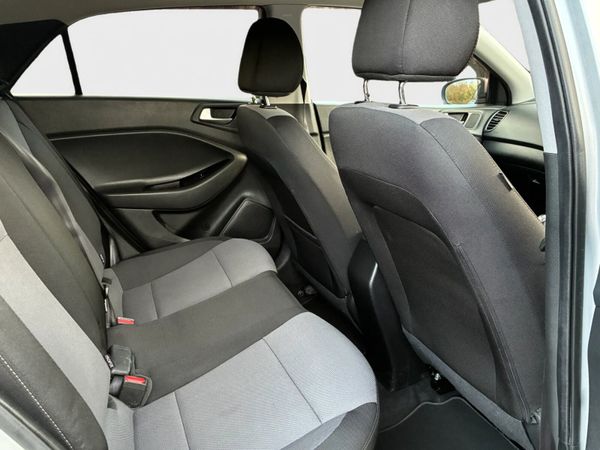 HYUNDAI I20 ACTIVE DELUXE 5DR FSH 372997103