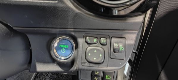 2017 Toyota Aqua Low milage (Deposit taken) 373004895