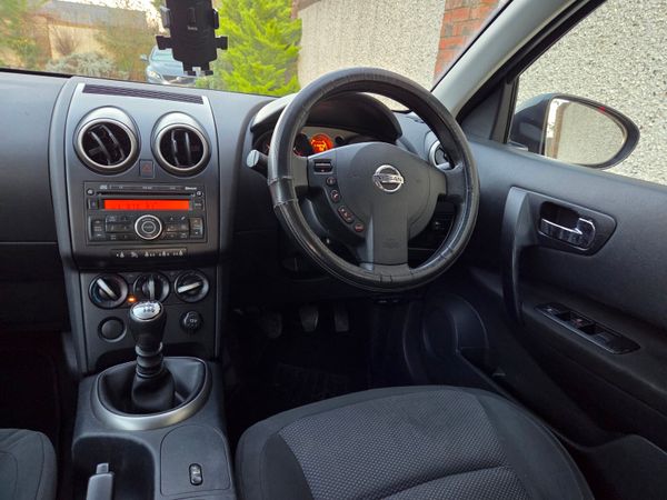 Nissan Qashqai 1.5d SE, Low mileage 373005050