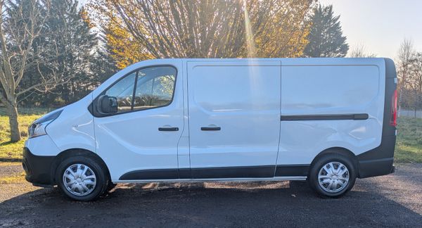 Renault Trafic 2021/ VAT INCL /DOE 04/26. 373007345