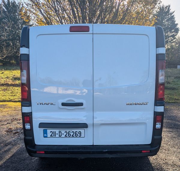 Renault Trafic 2021/ VAT INCL /DOE 04/26. 373007351