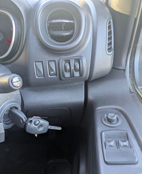 Renault Trafic 2021/ VAT INCL /DOE 04/26. 373007425