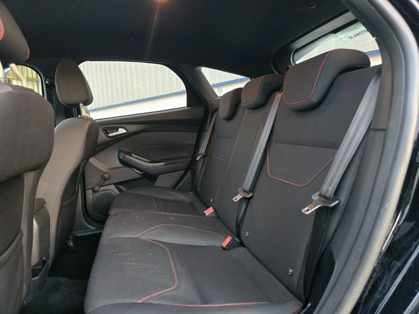 172 FORD FOCUS 1.5 TDCI ST LINE MODEL 373047287