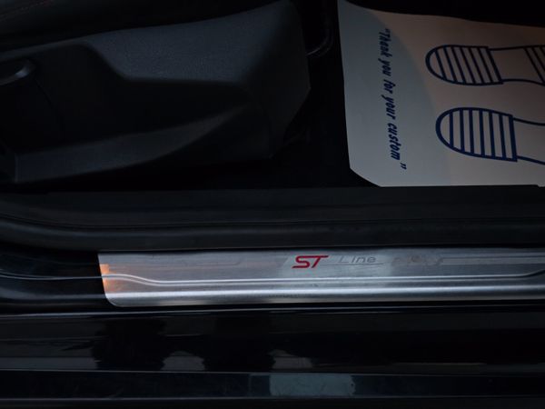 172 FORD FOCUS 1.5 TDCI ST LINE MODEL 373047294