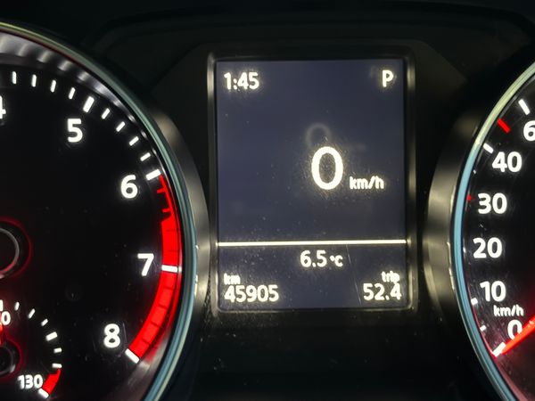 2015 VW Polo 1.2 Petrol Automatic, 27K Miles only 373043085