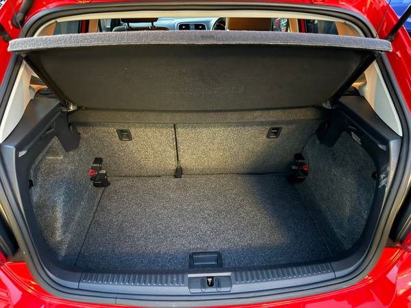 2015 VW Polo 1.2 Petrol Automatic, 27K Miles only 373043095