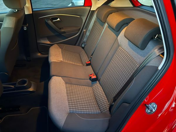 2015 VW Polo 1.2 Petrol Automatic, 27K Miles only 373043096