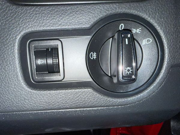 2015 VW Polo 1.2 Petrol Automatic, 27K Miles only 373043091