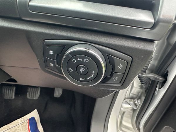 Ford Mondeo Zetec 1.5 120 Bhp 373050964