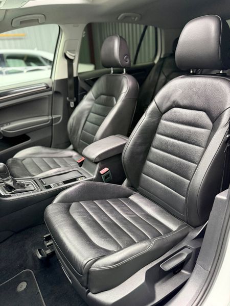 Now Reserved - Volkswagen Golf 2014 Highline 373062752