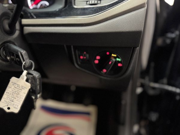 2021 Volkswagen Polo Trendline 1.0TSI 373062964