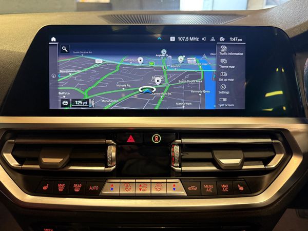 221 BMW 330E M-Sport Touring 373075285