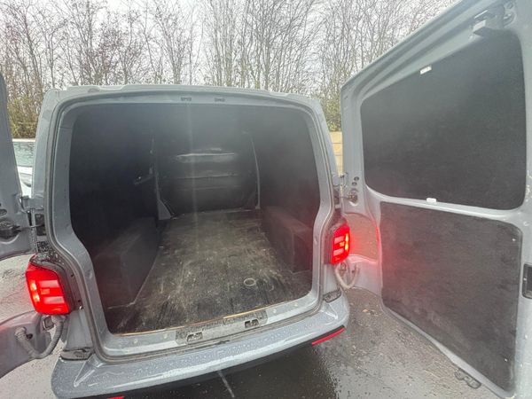 2017 Vw Transporter Sportline TDI 373078460