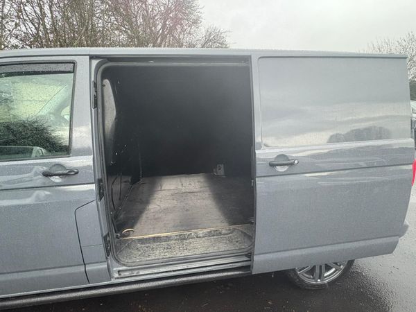 2017 Vw Transporter Sportline TDI 373078462