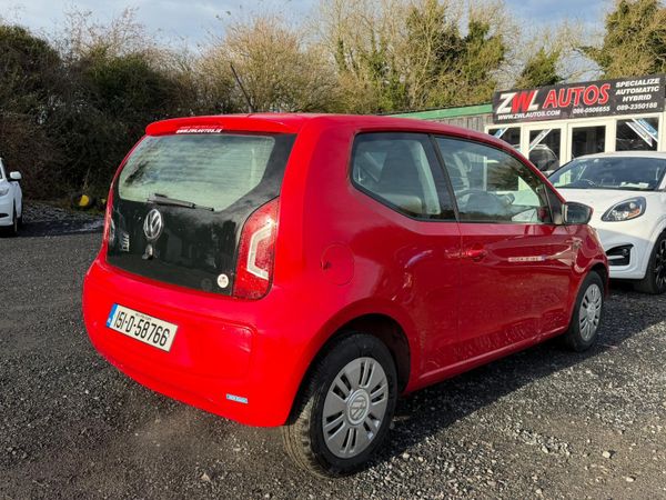 151 Volkswagen up! 373084800