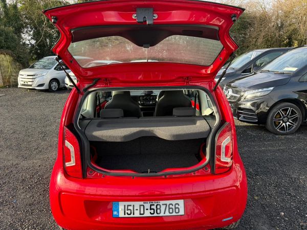 151 Volkswagen up! 373084847