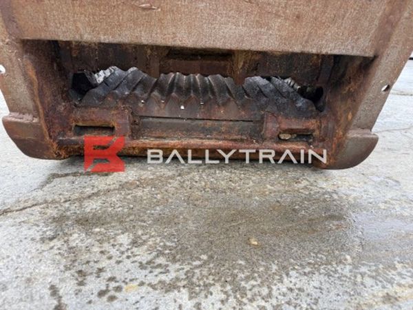 MB BF60.1 Crushing Bucket (13-20Ton) 373080119