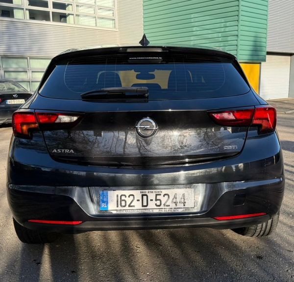 Opel Astra 2016 373080901