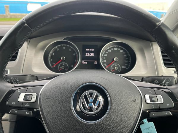 VOLKSWAGEN GOLF 2015, 1.2 TSI 5DR AUTO LOW KMS 373081192