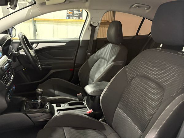 2018 Ford Focus Zetec 1.0 100 Bhp NEW MODEL 373123054