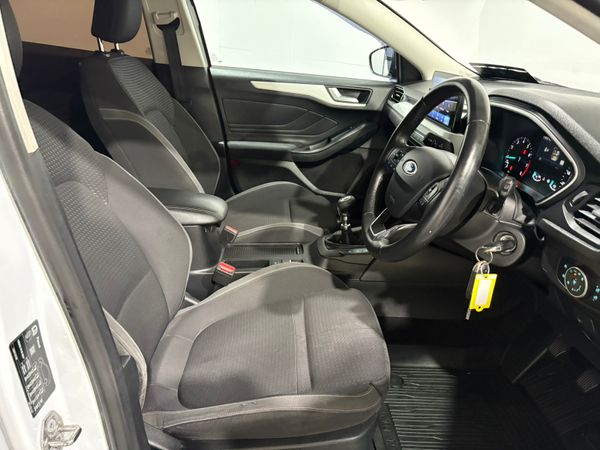 2018 Ford Focus Zetec 1.0 100 Bhp NEW MODEL 373123056