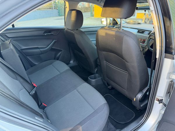 SEAT Toledo 1.2 TSI 373123409