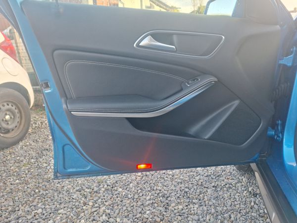 Mercedes GLA A180 1.6| Auto | "One Of A Kind" 373164466