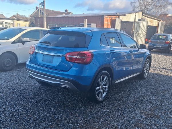 Mercedes GLA A180 1.6| Auto | "One Of A Kind" 373164461