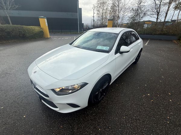 Mercedes-Benz  A180 Sport Auto High Spec 373161071