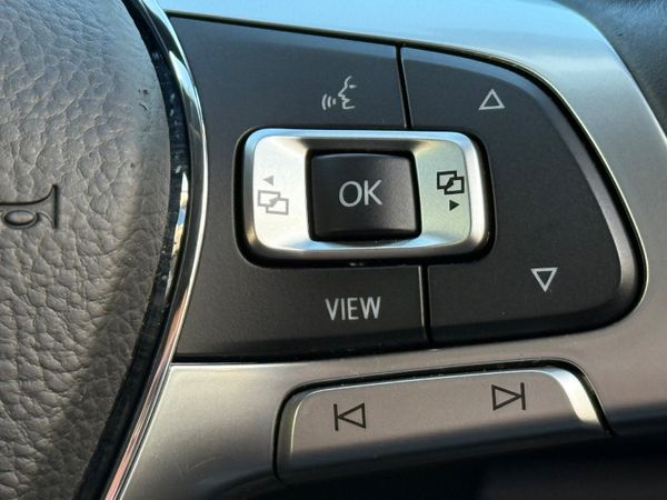 Now Reserved! *Low Kms* 191 Volkswagen Touareg! 373161377