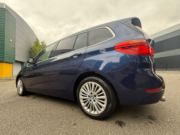 BMW 218D Luxury Edition Auto 7 seater 373163371