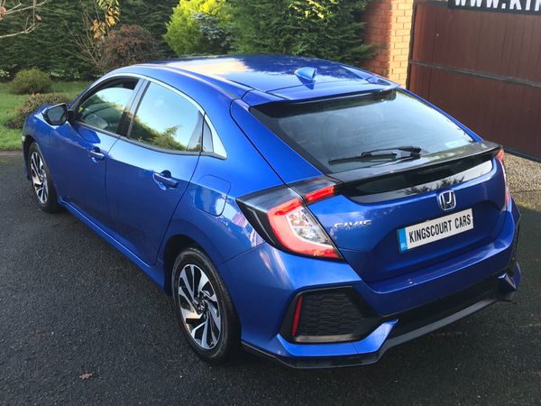 181 HONDA CIVIC 1.0L PETROL NCT & TAX. 373207481