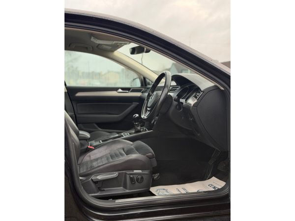 Volkswagen Passat HIGHLINE BE 1.6 TDI MANUAL 6SPEE 373225459