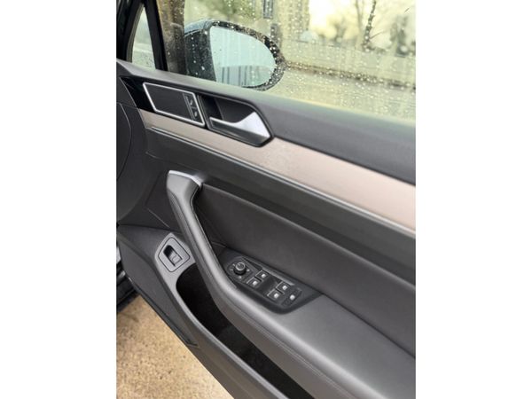 Volkswagen Passat HIGHLINE BE 1.6 TDI MANUAL 6SPEE 373225460