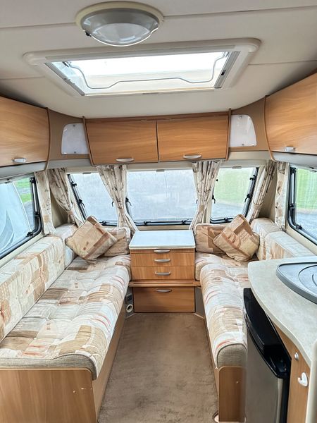 ✨STUNNING SWIFT CHARISMA 4 BERTH FIXED BED✨ 373226855
