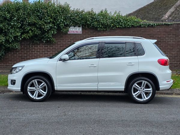 Volkswagen Tiguan  R-Line *SUNROOF* Diesel 2016 373239944