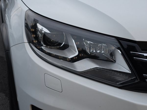 Volkswagen Tiguan  R-Line *SUNROOF* Diesel 2016 373240032