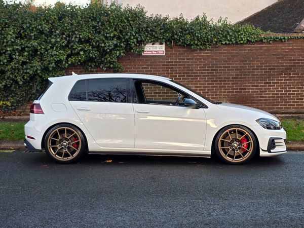 Volkswagen Golf GTI MK7.5 Performance DSG 2017 373242902