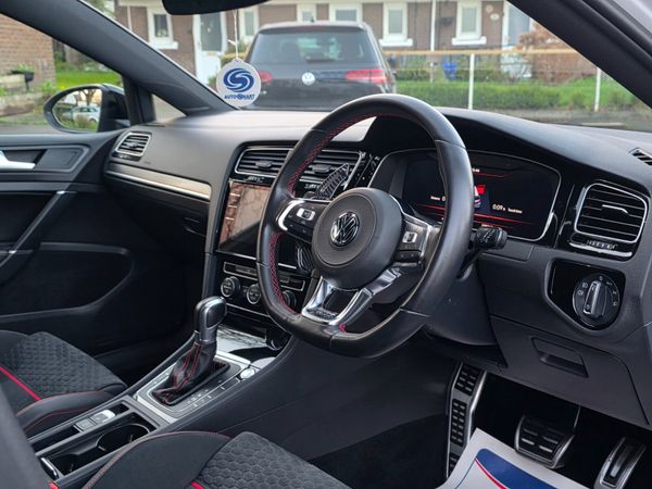 Volkswagen Golf GTI MK7.5 Performance DSG 2017 373242920