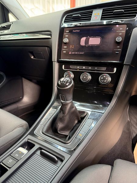 Now Reserved - Volkswagen Golf 2017(172) 373255867