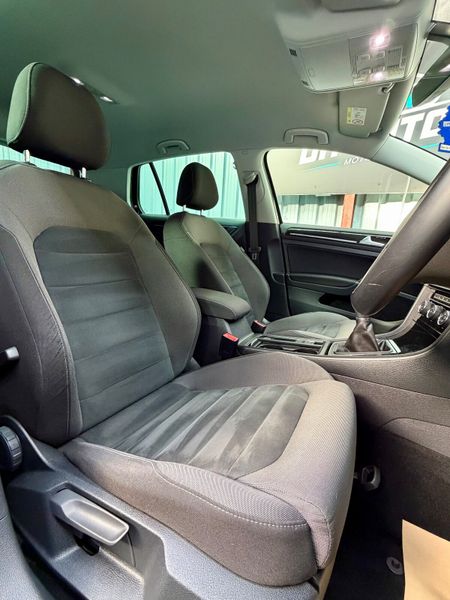 Now Reserved - Volkswagen Golf 2017(172) 373255860