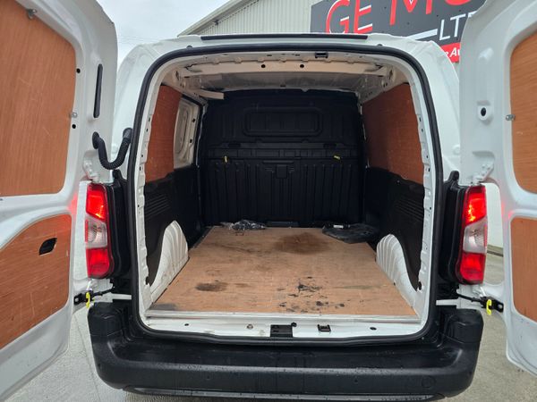 2022 PEUGEOT PARTNER NEW DOE AND LONG TAX 373289795