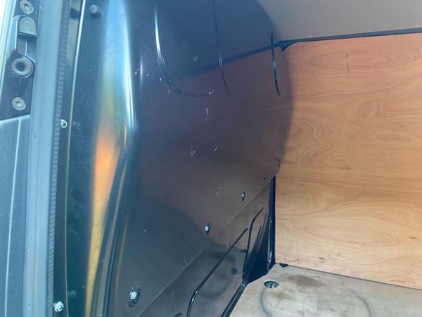 Volkswagen Transporter 2022 373281236