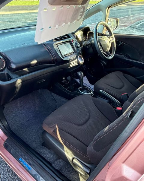 2012 Honda Fit 1.3 Hybrid Automatic 373297597